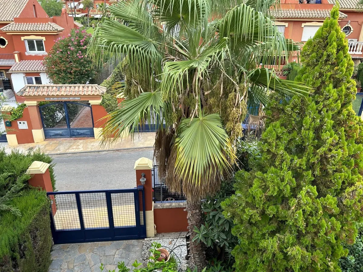 3bda6853-c500-42f8-9b3e-84eb829649ba