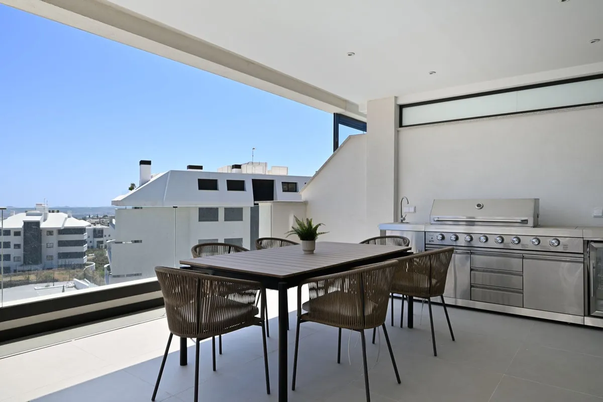 926c6abb-3b72-43be-8062-bd495915b4a6