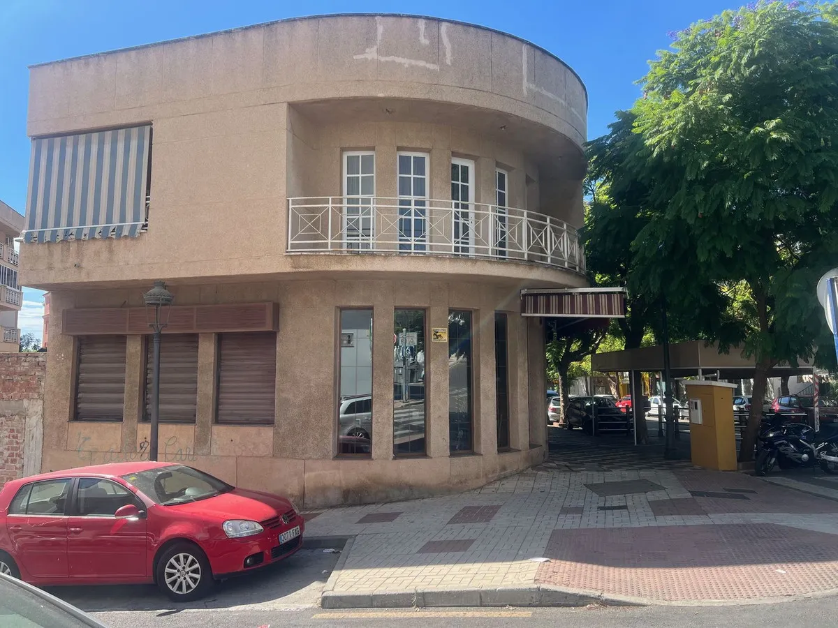 06fe85d5-5473-43ae-8b05-2ad841cc33bb