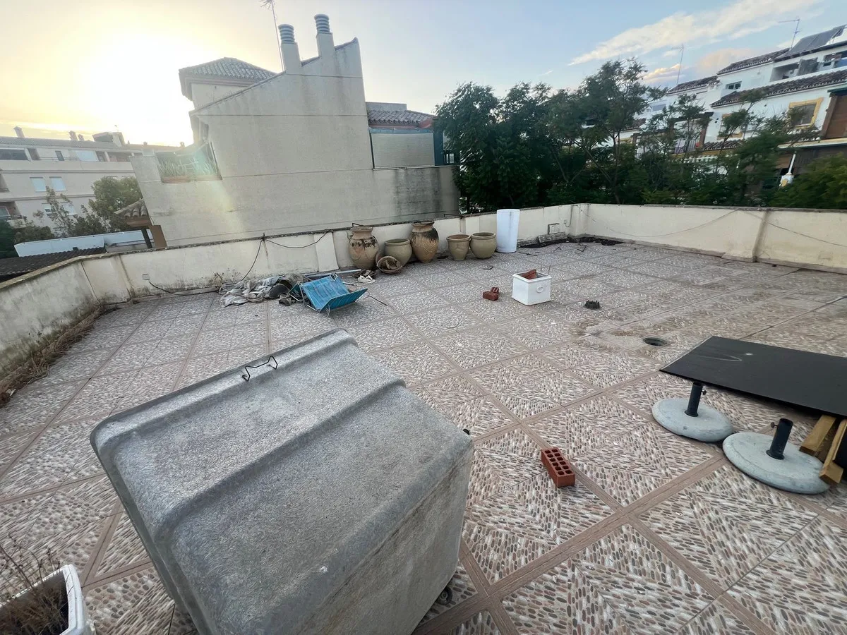 7b6cffd8-d87b-4a2a-aa1d-b5980a14e794