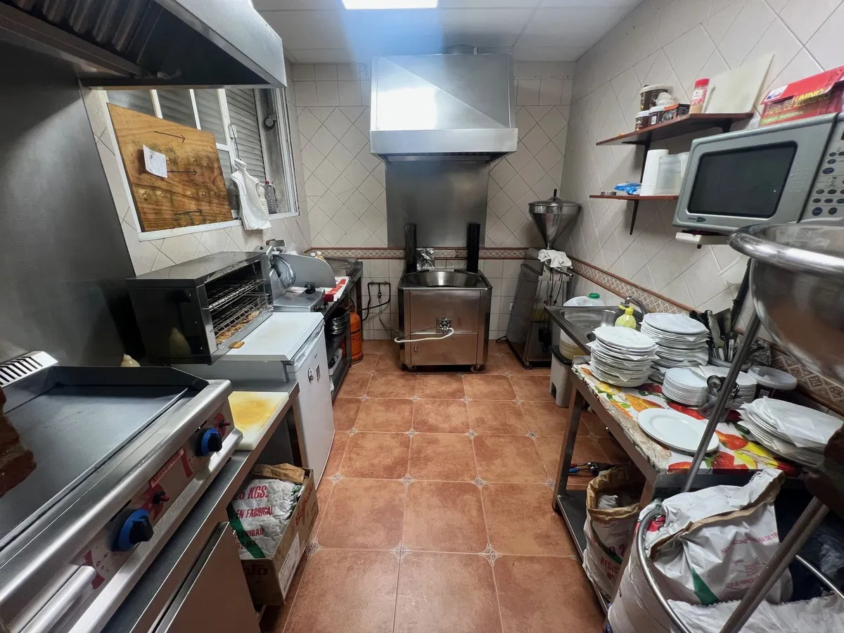 a3b0ebba-67f9-4656-88fc-6e7319918194