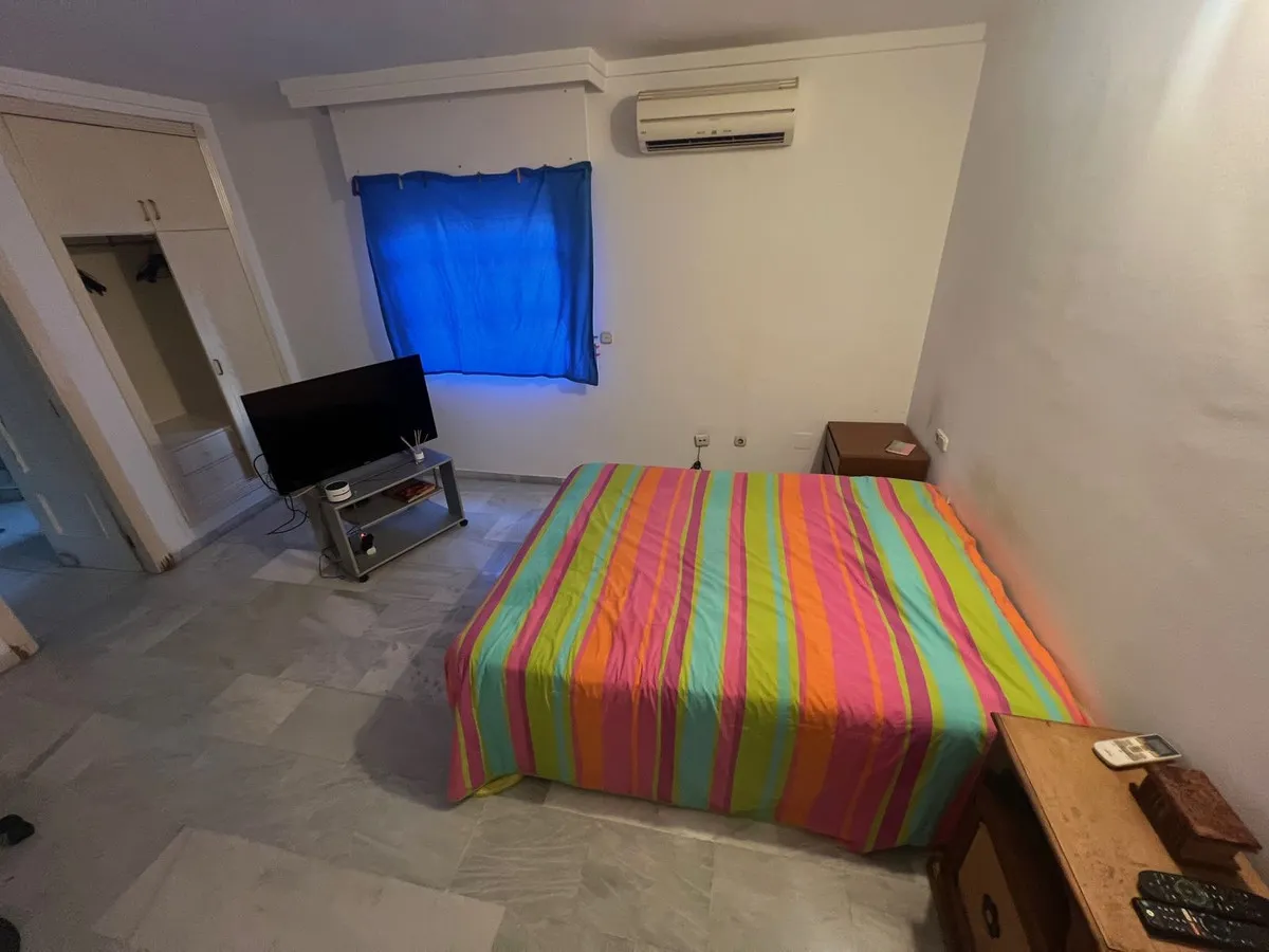 ef5d372f-1786-4923-a4e4-5150e347ecf9