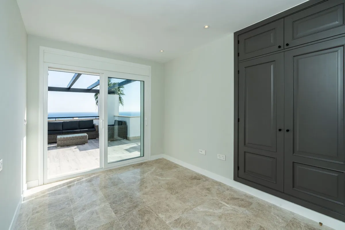 380a71bf-f6de-45d2-886e-f38afed813a3