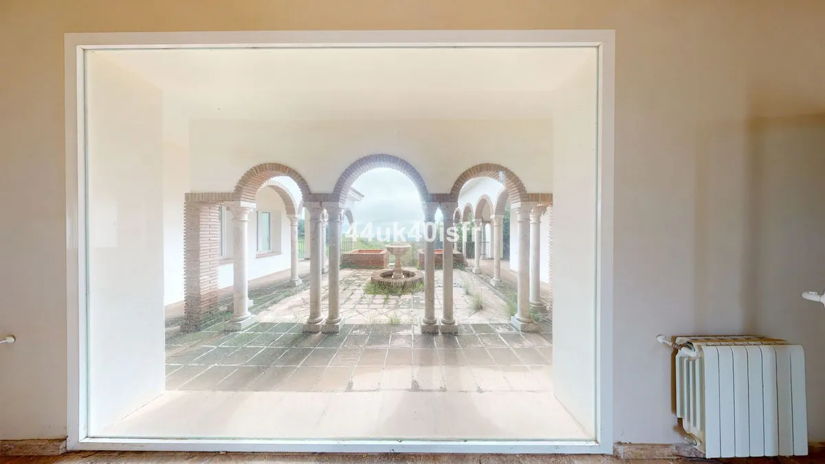 e4dd2d18-5059-4748-ab87-c41962f9e4d3