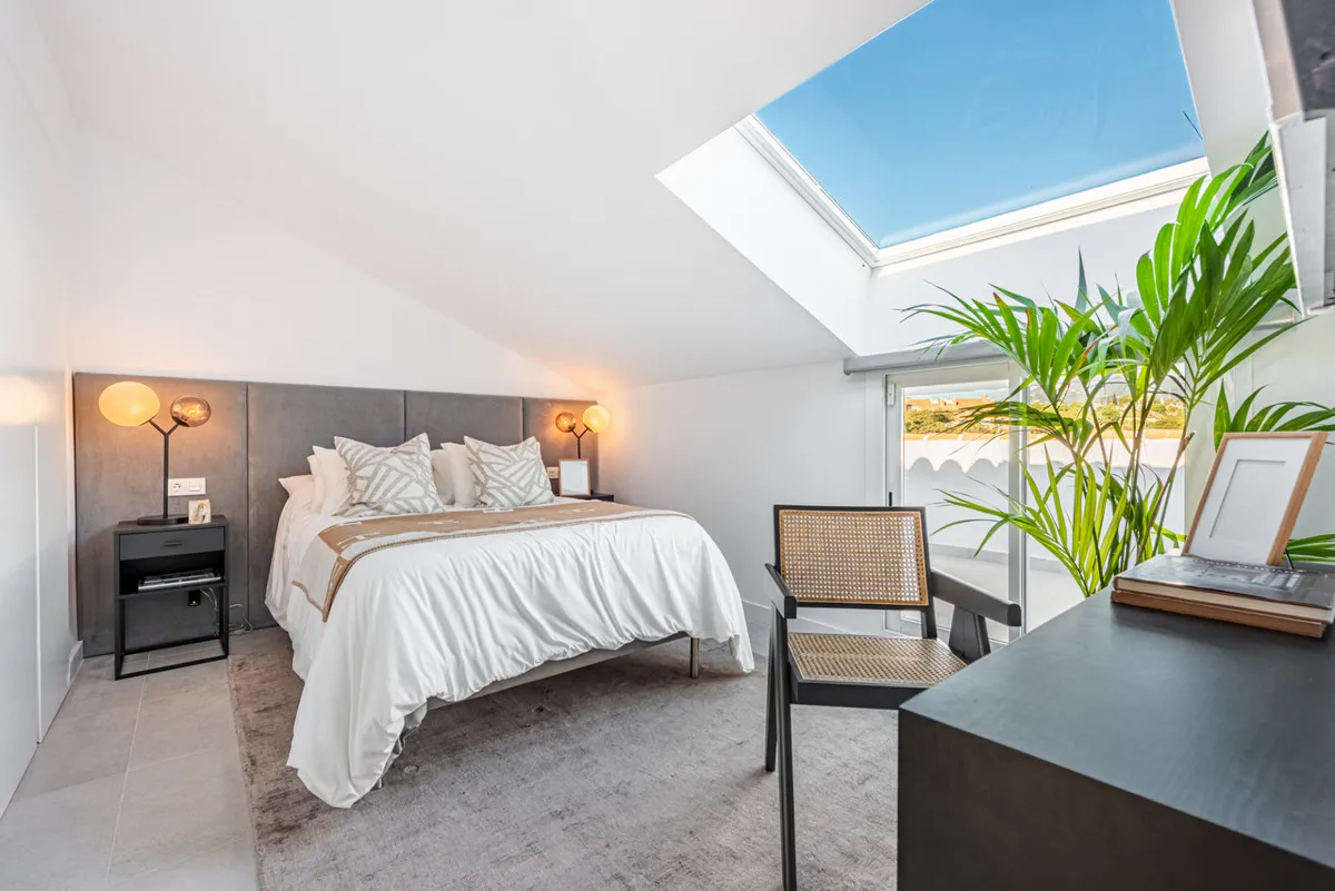 e9032069-bb60-4578-a0fb-1229091d056b