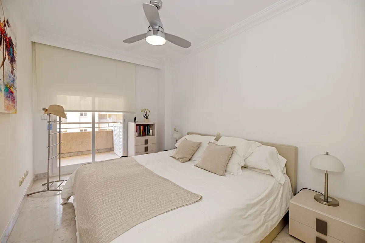 918dc933-2d6a-47d5-a190-504c4eeaa747