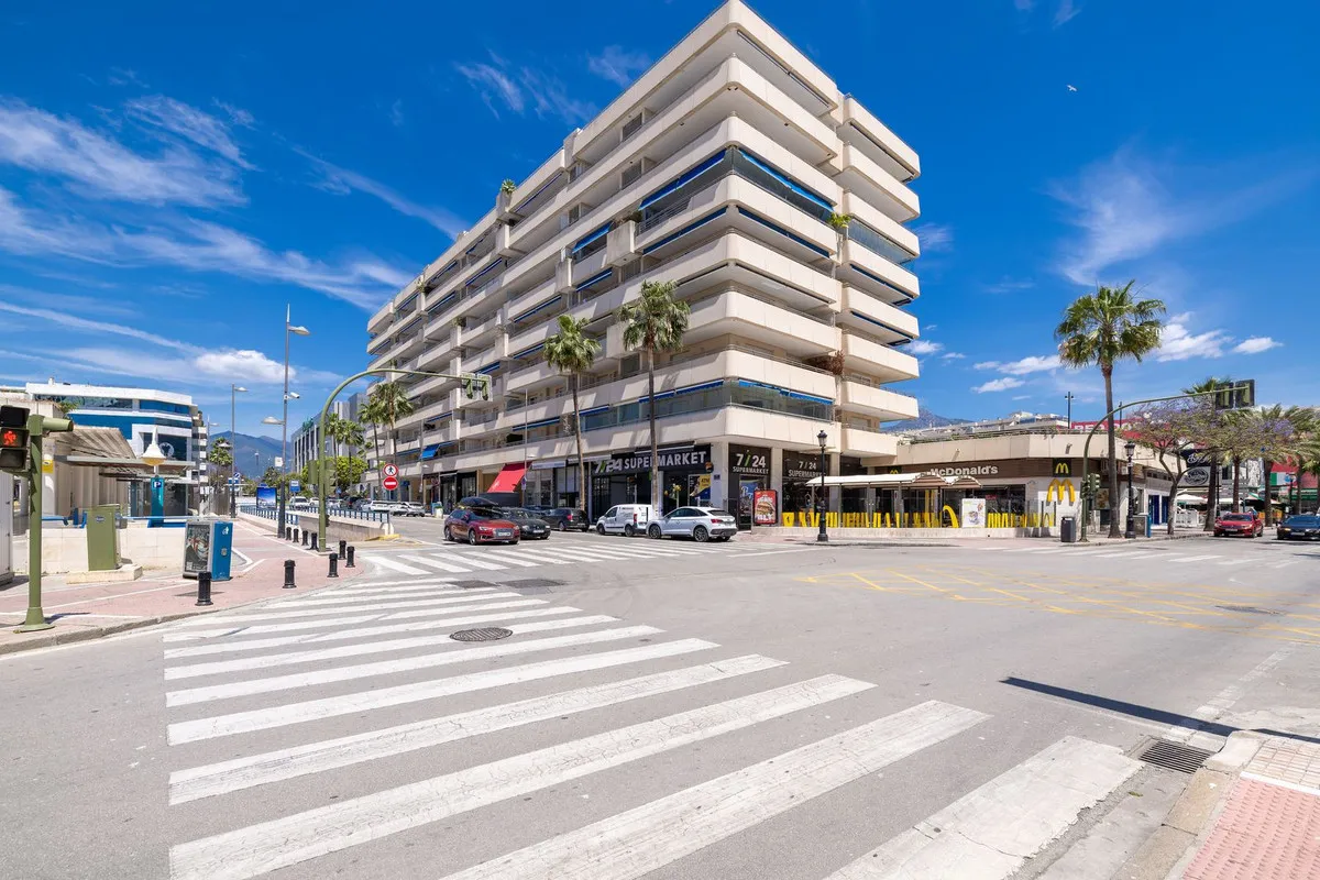 addde58b-a5c4-419c-a601-e73cae6e4c94