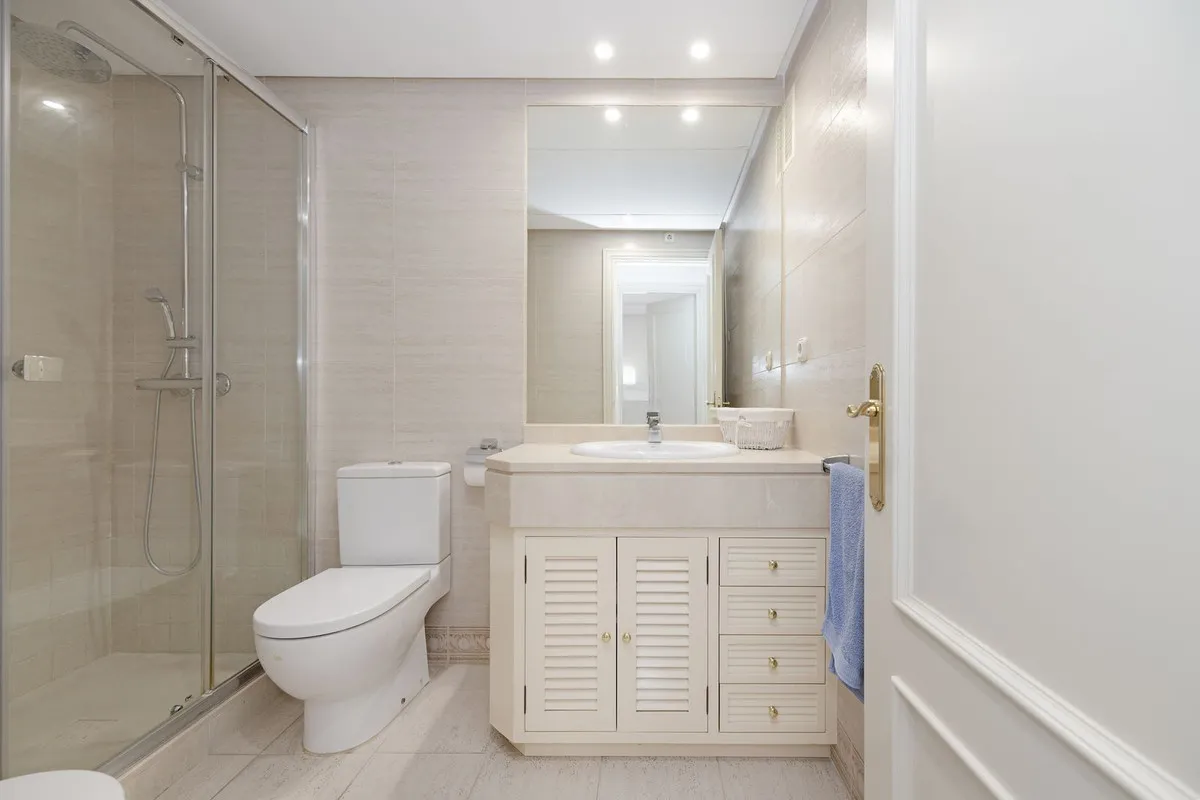 ff2f5397-5e42-4693-a0d7-a0ead059d941