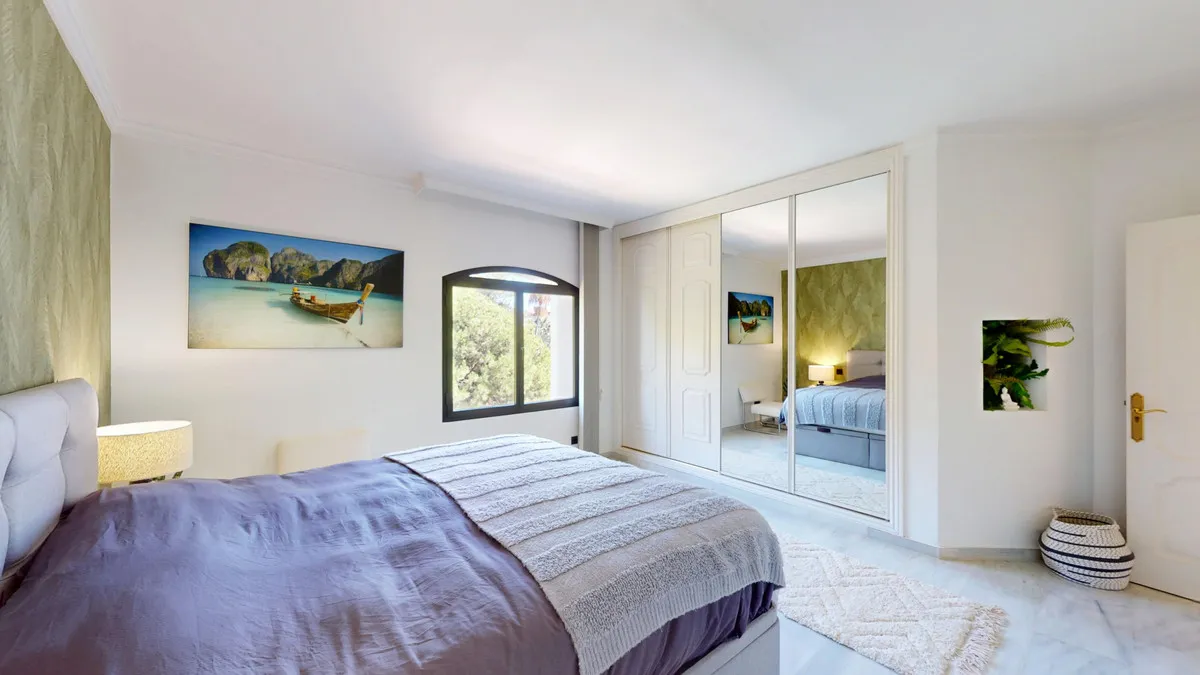 738ea9fe-2ac7-4201-9ef7-555274d49306