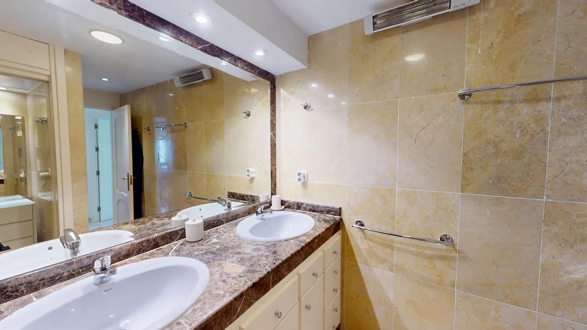 9829a966-84ec-4901-8ad9-0a17b6878050