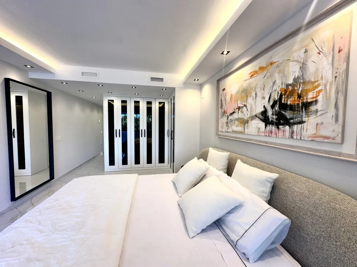 4dcc5280-e80f-4f1d-a784-27d33cdfb357