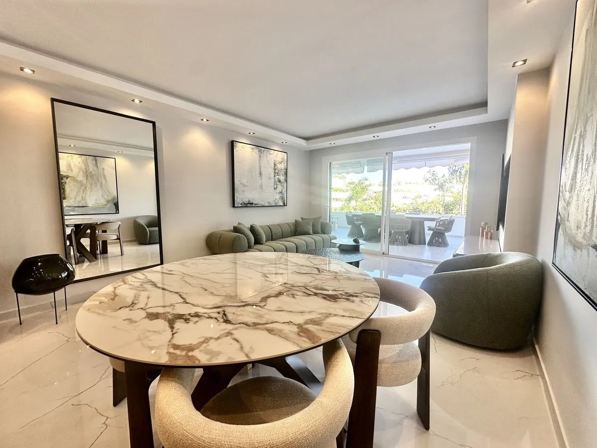 a03714e3-dd85-41ee-9173-d46a50cfffc8