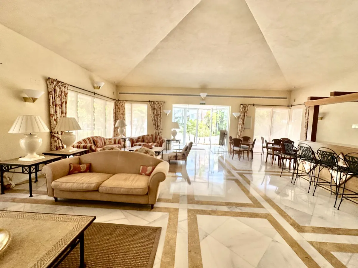 cafe794c-1fe7-4f89-ac10-9f7de52049cc