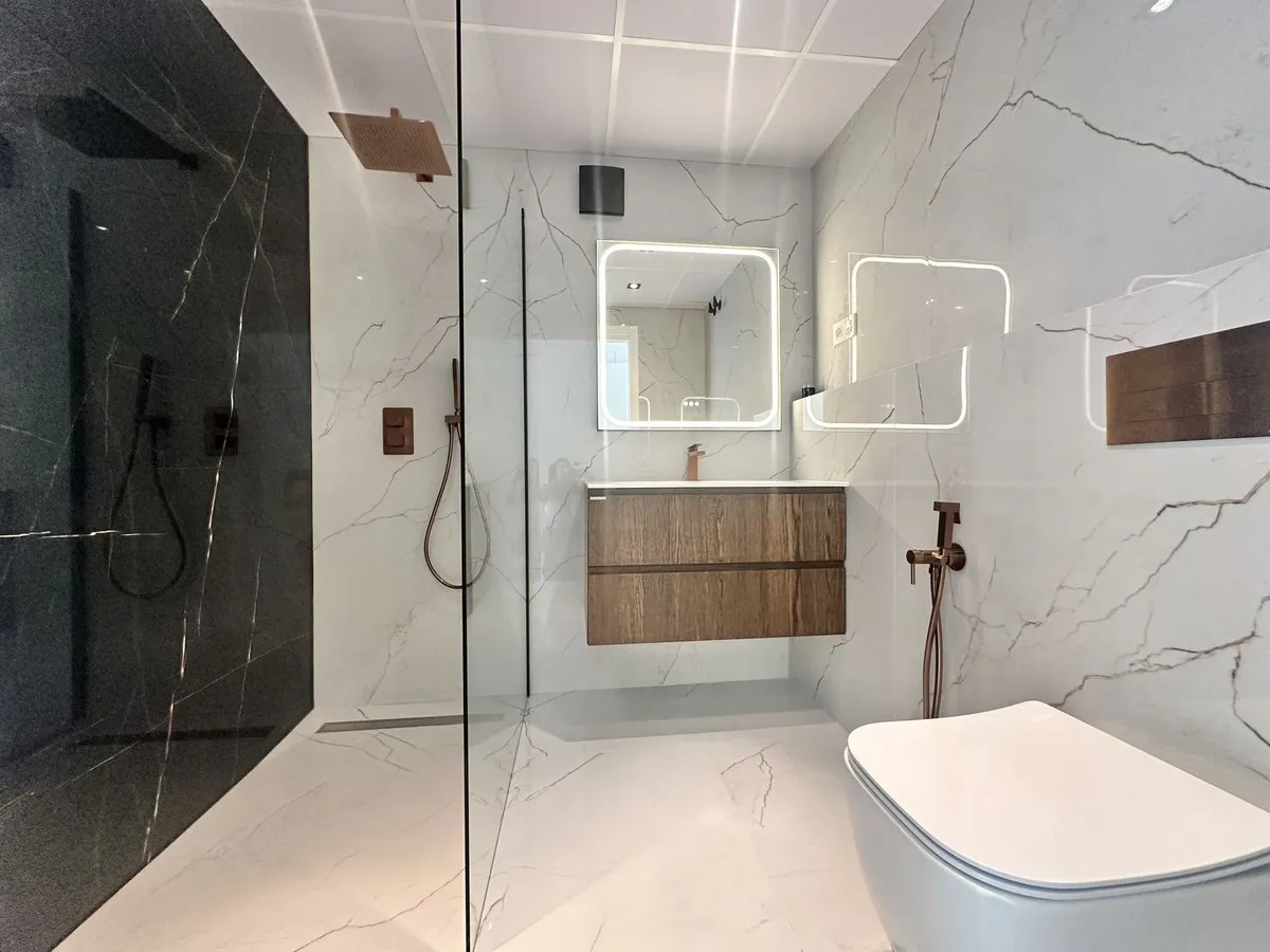 d286b9a9-672d-41e6-ab5e-191a92d959f3