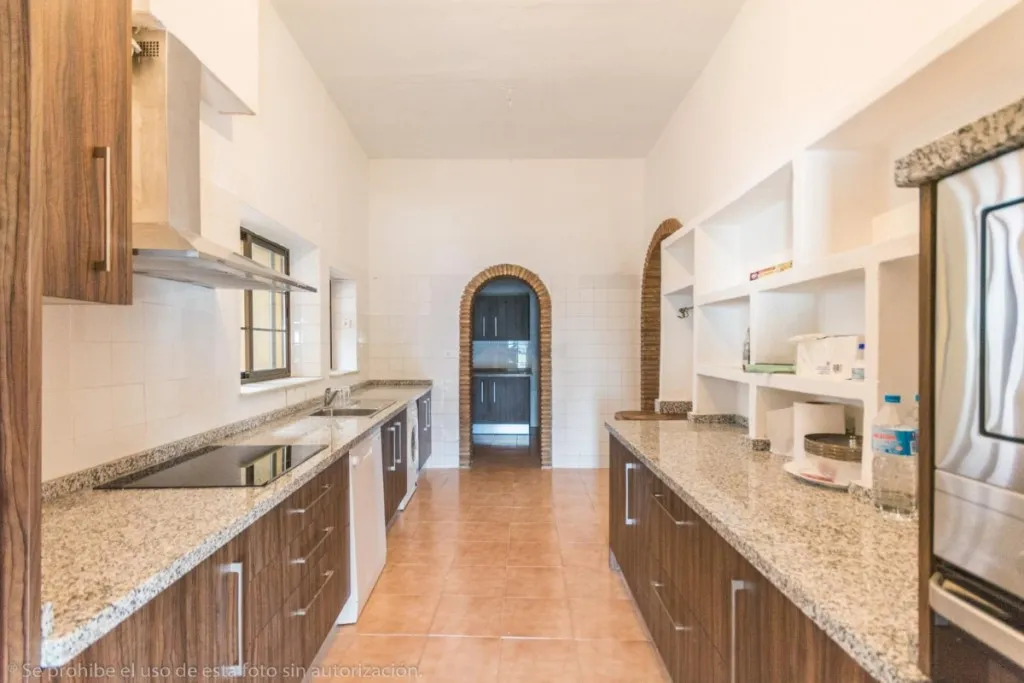 11893e21-f61b-4063-a866-0341a0c83b61