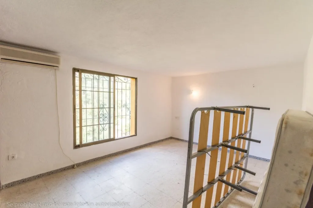 23a63ed8-8cda-40d2-a936-1f2f5b44d3c1