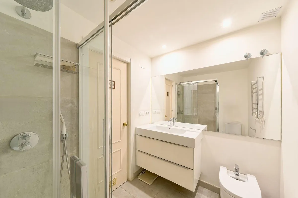 38e50fb5-4ebf-40b4-8853-4aab34c5b874