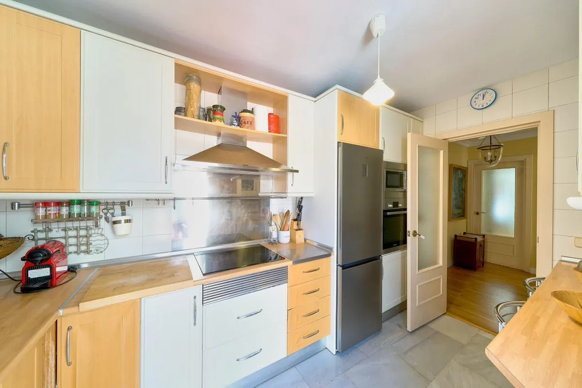 5c9b8544-f0a5-4341-a960-06c6a5621d3a