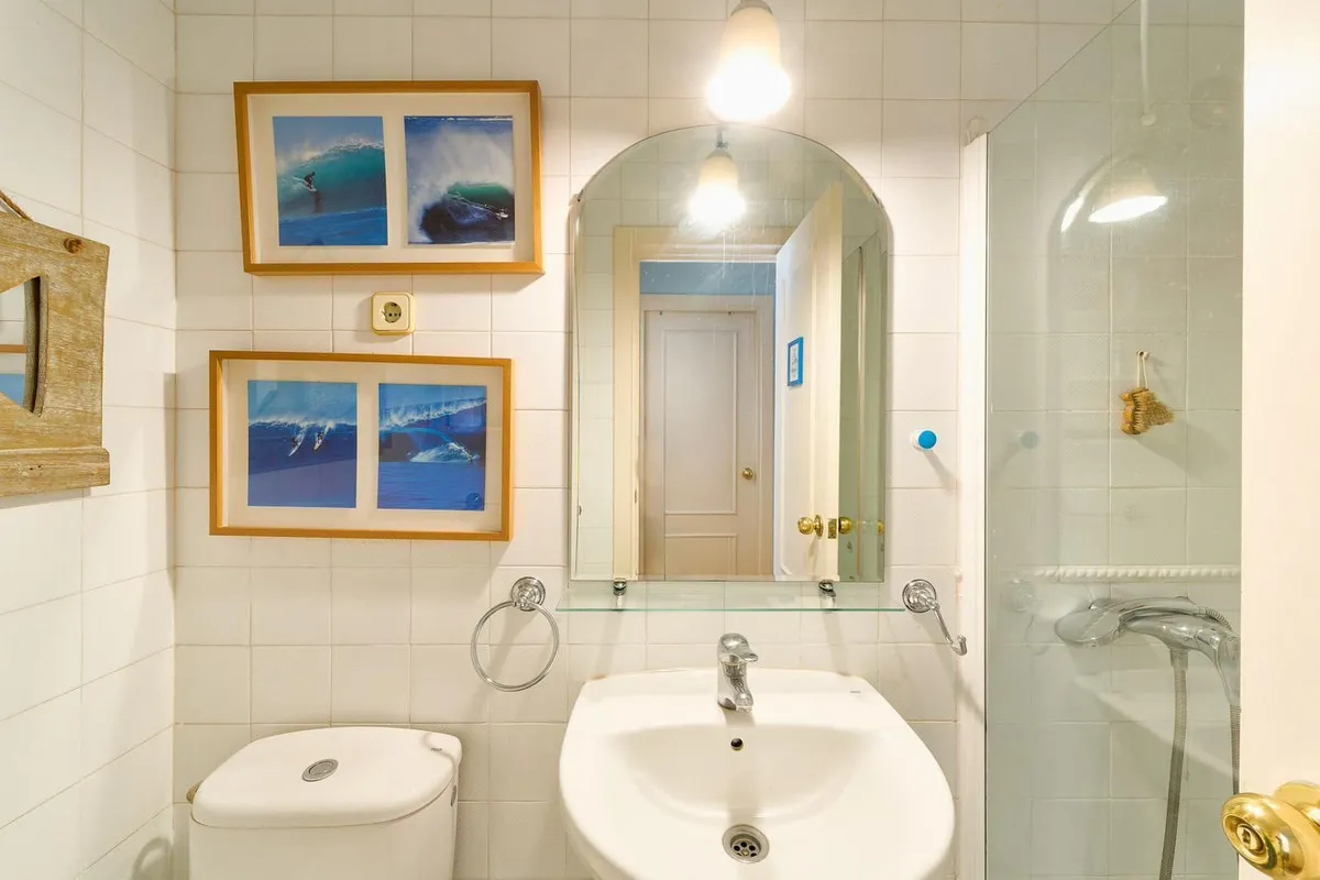 d08d7a85-aa93-4cc1-b1d3-f53b00574cb3