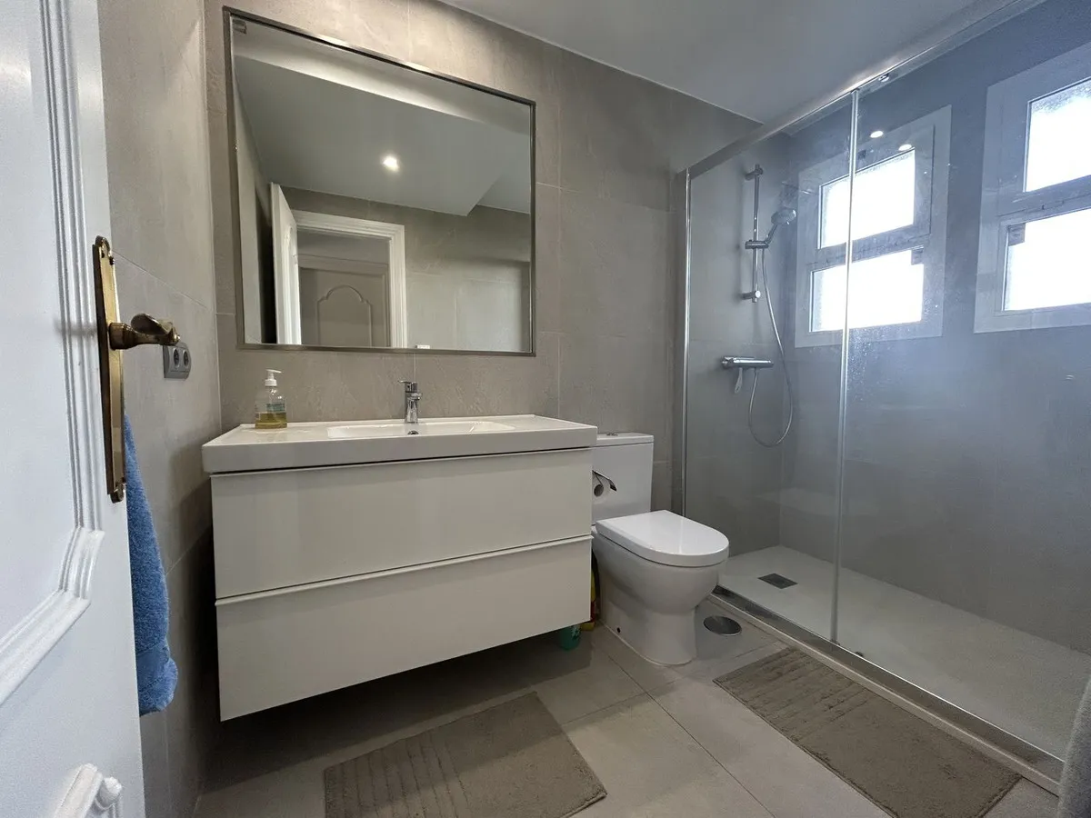 56212755-33d7-485a-b582-4e2eb1194f2b