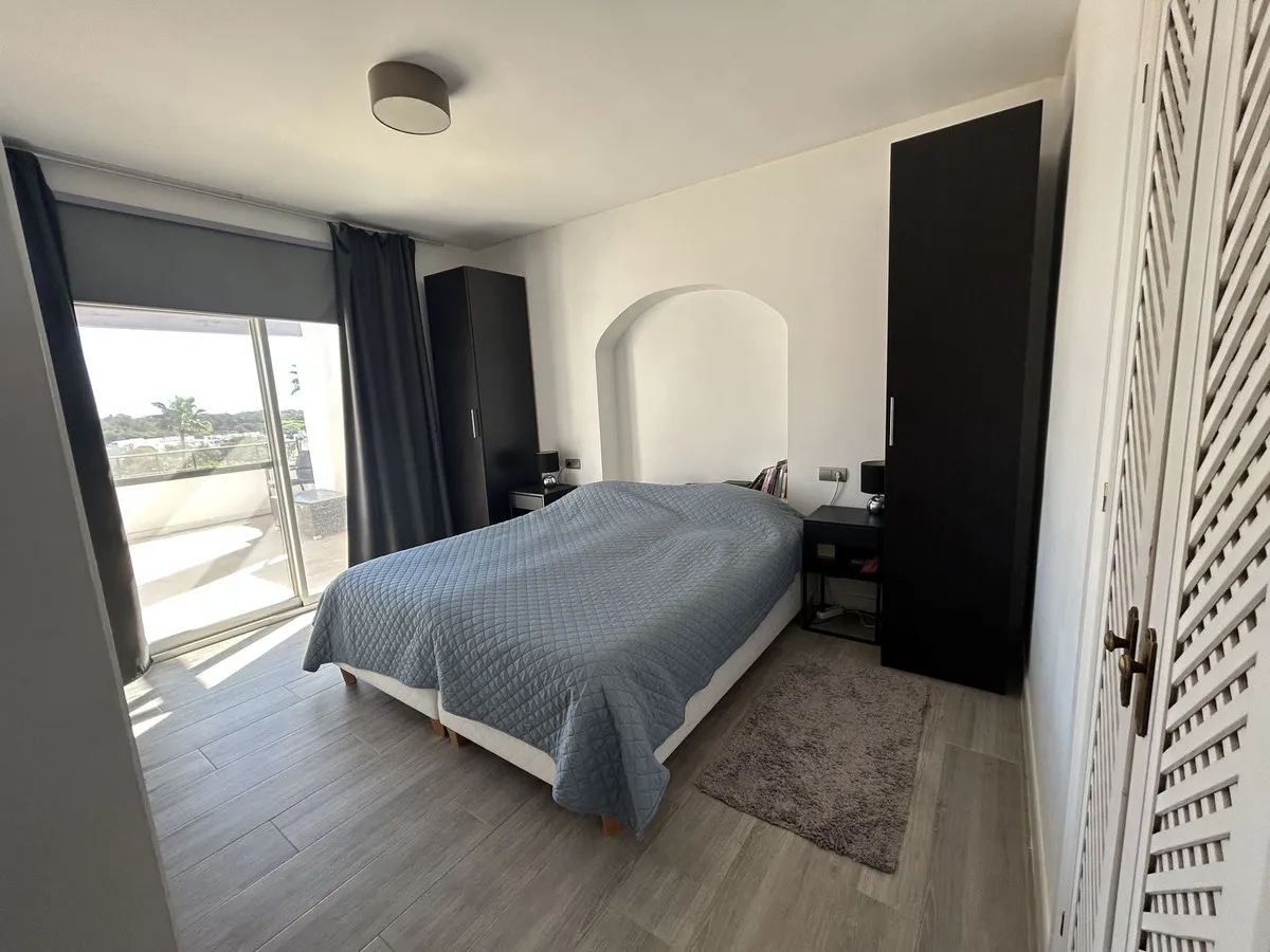 6a39b149-b9fc-4154-8762-ad63b166bb40