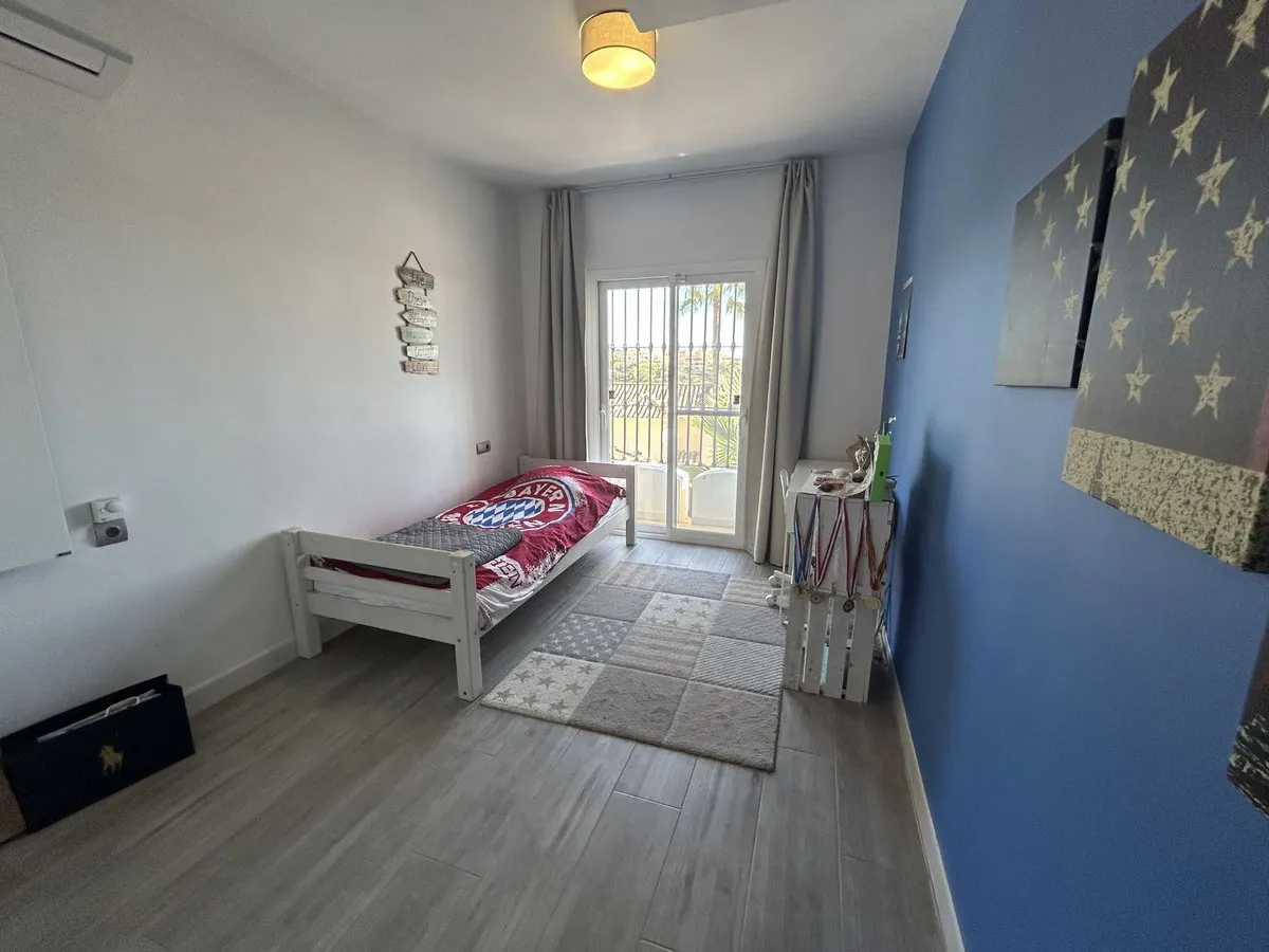 cf95cc84-f300-4495-a967-0519eee60b18