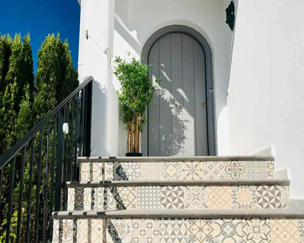 d3dc01e1-e7dd-4e45-bcf7-ac6bca9d00cc