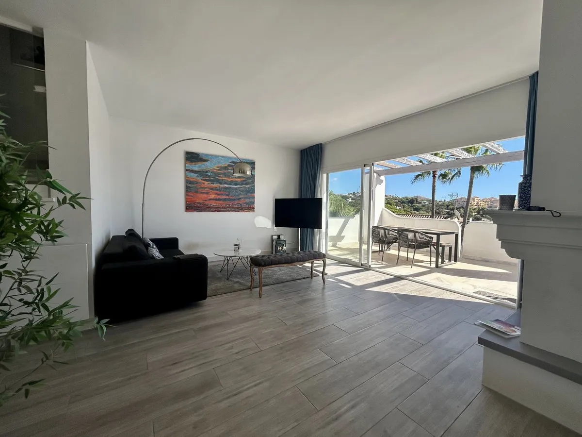 feadd7dd-c0d6-43b2-b8bf-1244af514b28