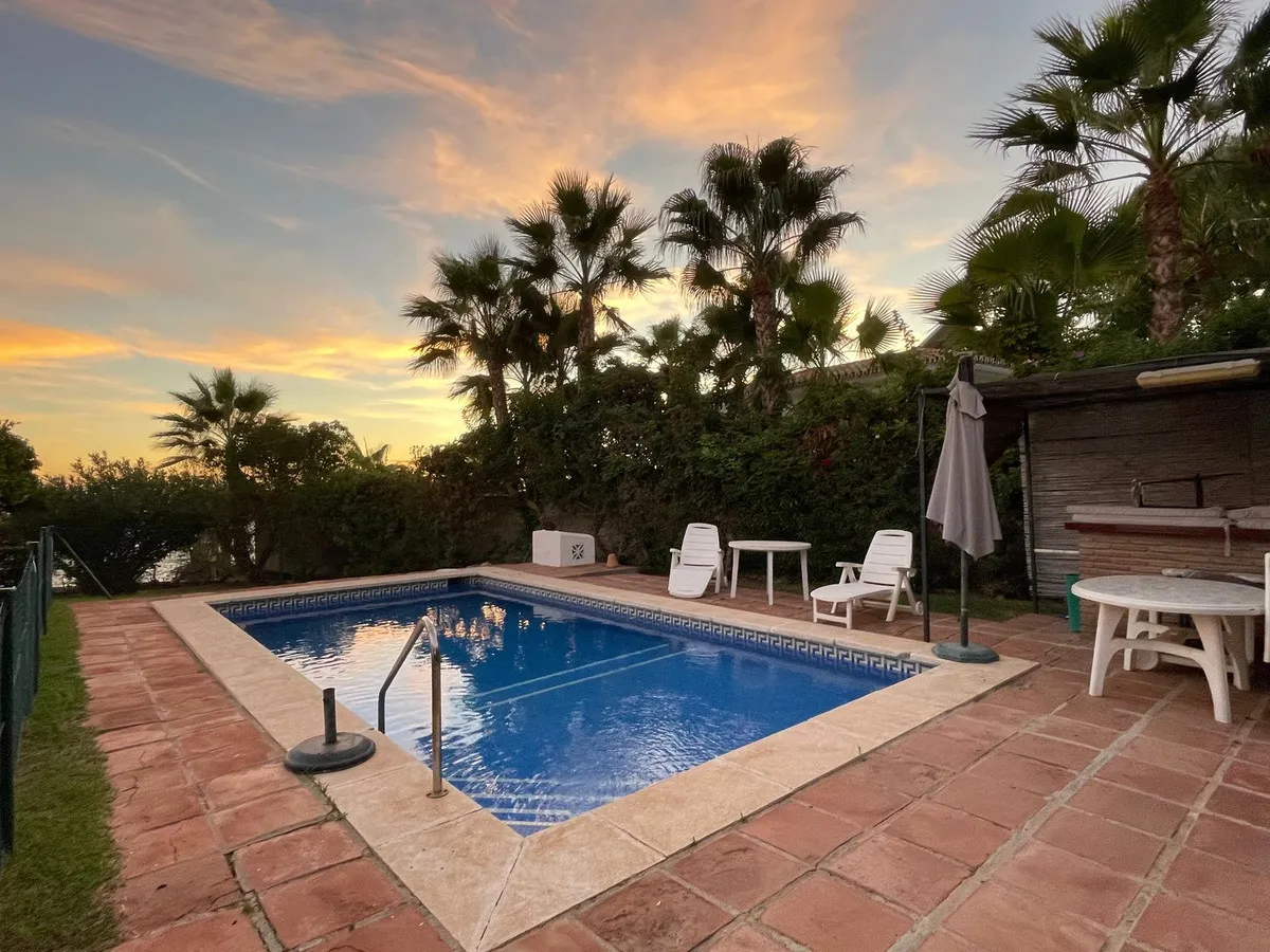 a6fd7257-23e4-4cab-9ace-f7c483aacf42