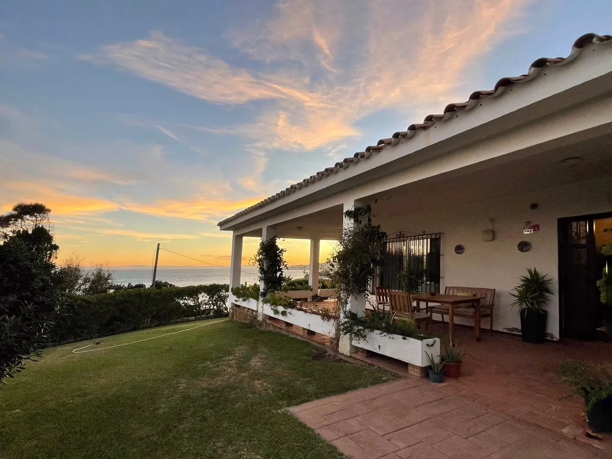 d4c2a815-024d-4dc7-b514-18364d87adc7