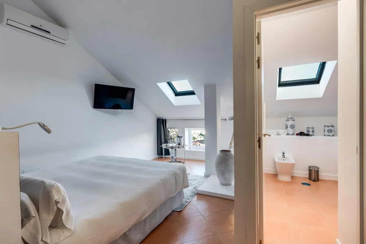 d9b476e7-fa76-430a-a4ce-b26e010c9ce2