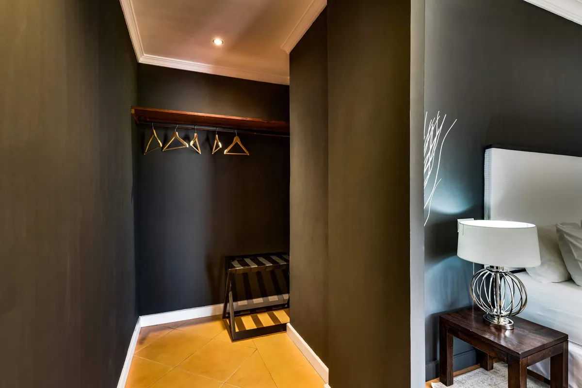 e50e936e-b4d3-4a36-974e-41c5d81e1323