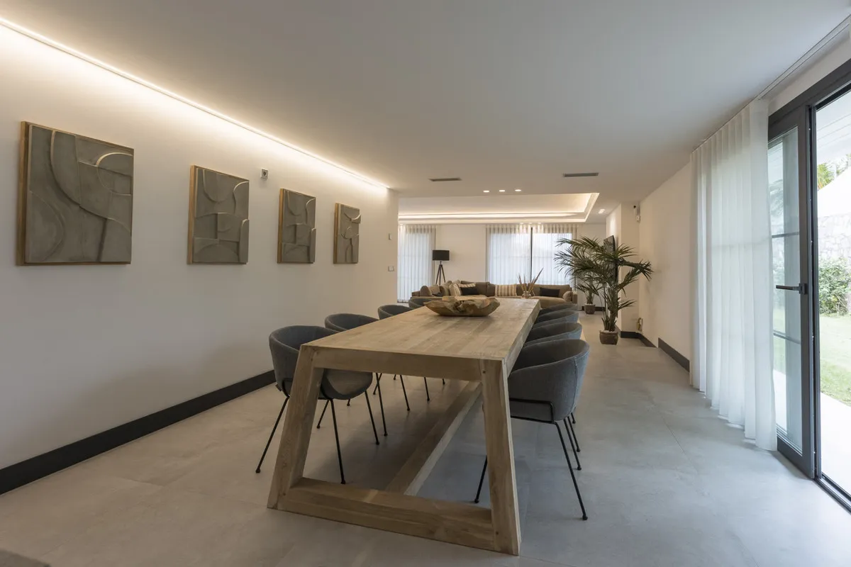 4dfc04fd-4cb4-4db0-994f-9bcd2e1d2313