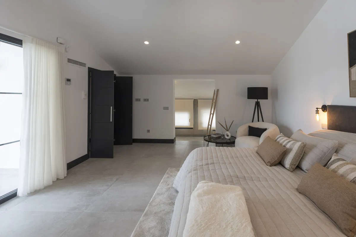 627d7c90-aada-4b2a-94b3-d44c3d57cad7