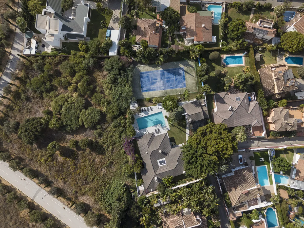 ee50f838-63fe-418e-97da-6d6b204a09d1