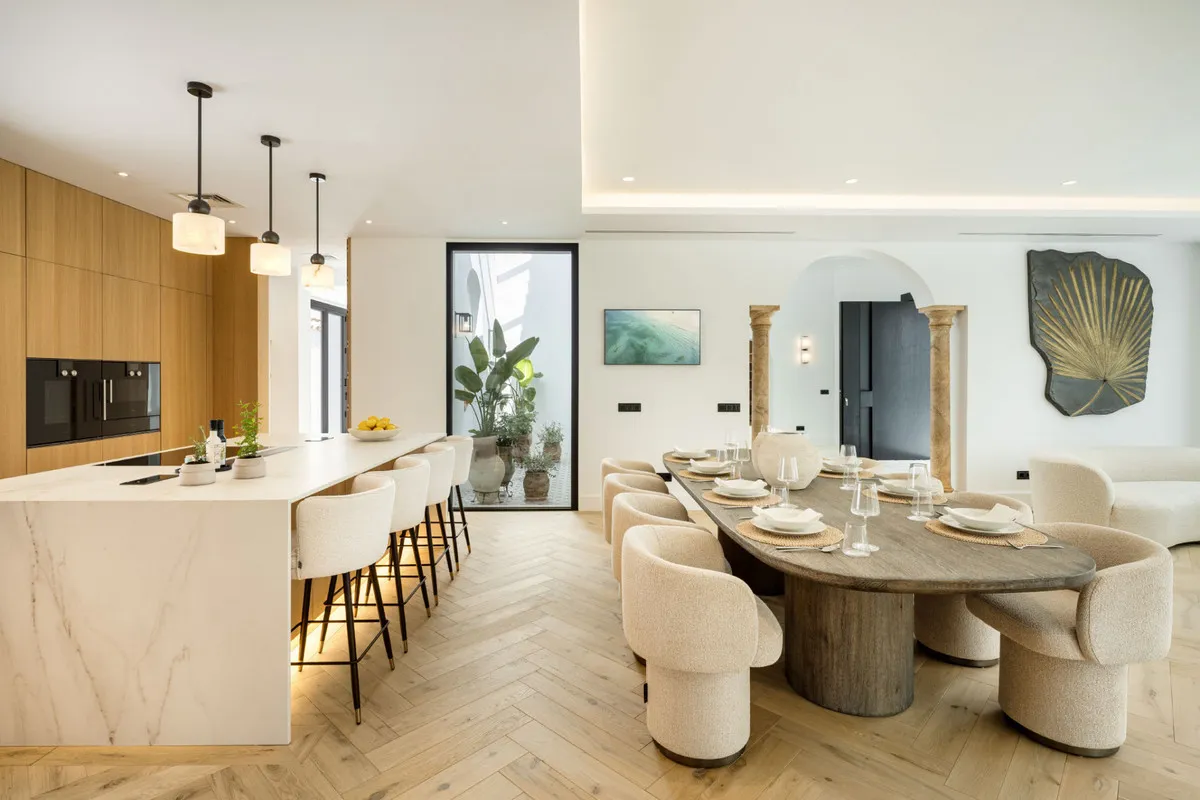 5f9925b1-8904-495a-b459-1aef258fc849