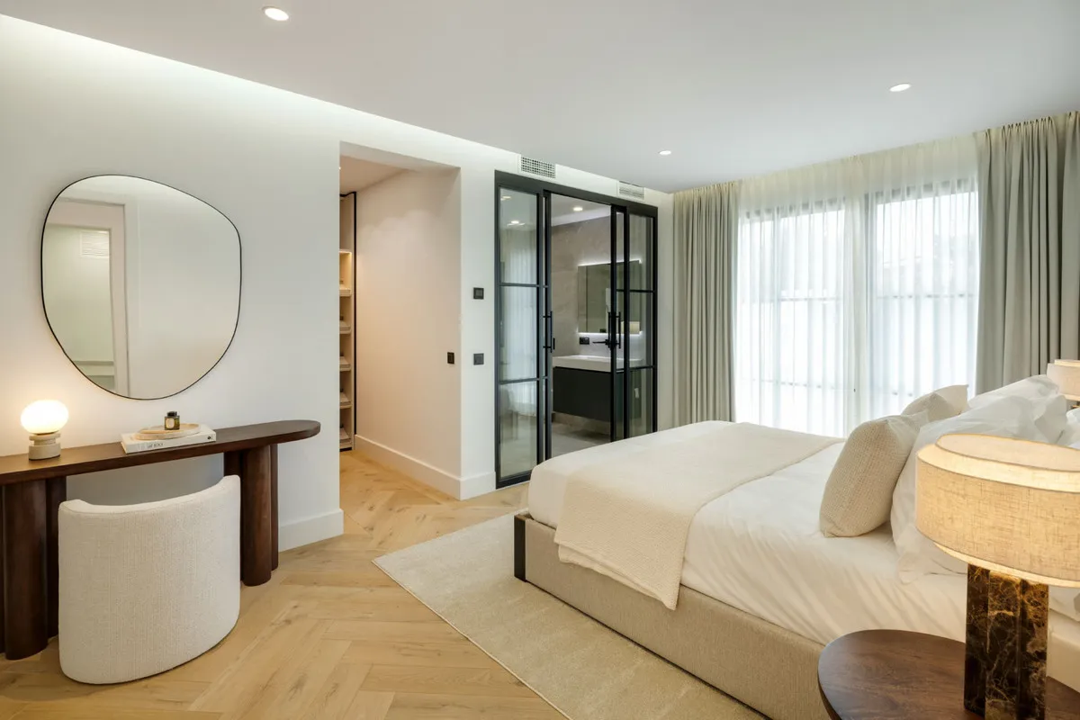 b52deb35-7032-44c0-88ab-6fad35b85524