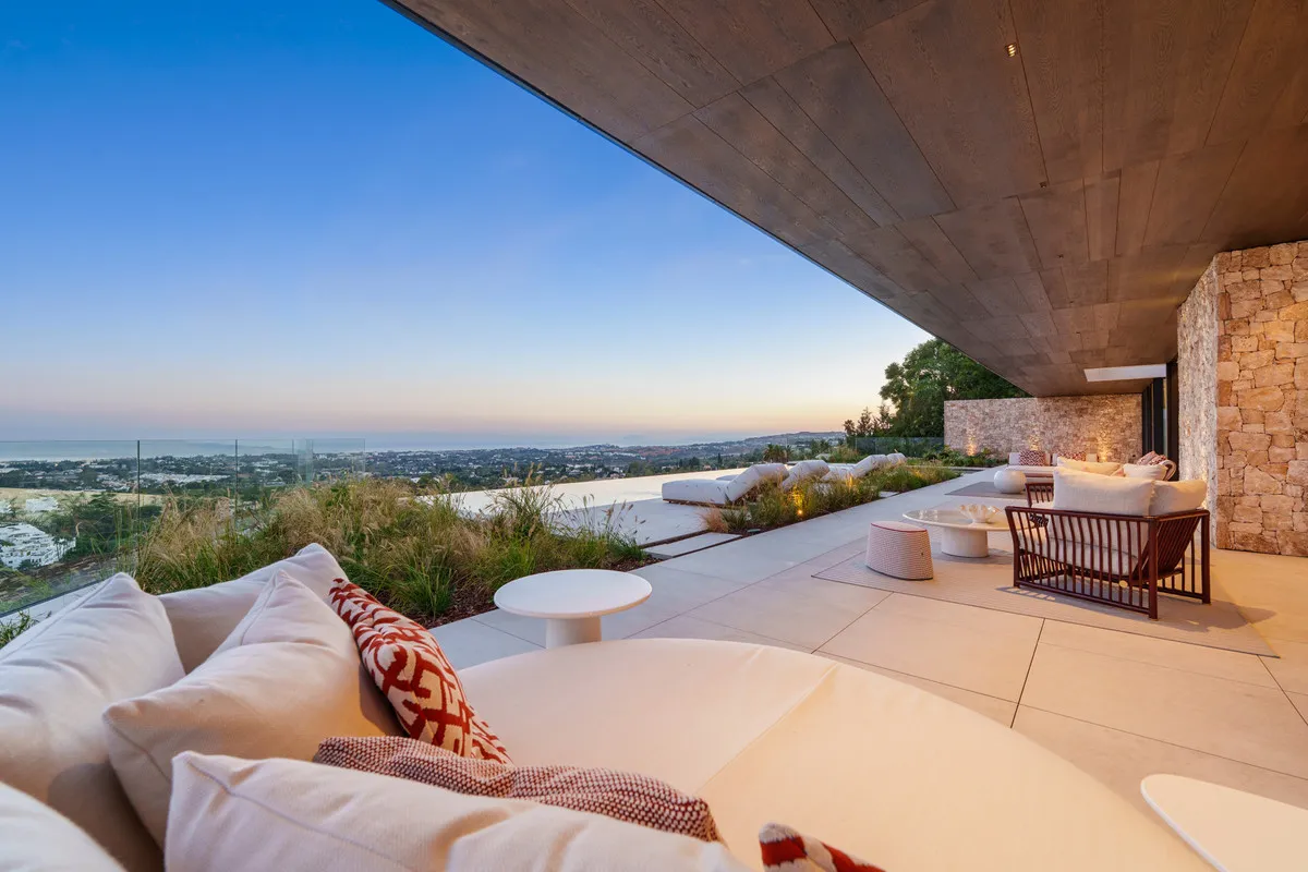 1051a51e-596e-4060-8e3a-a8f83a14ce10