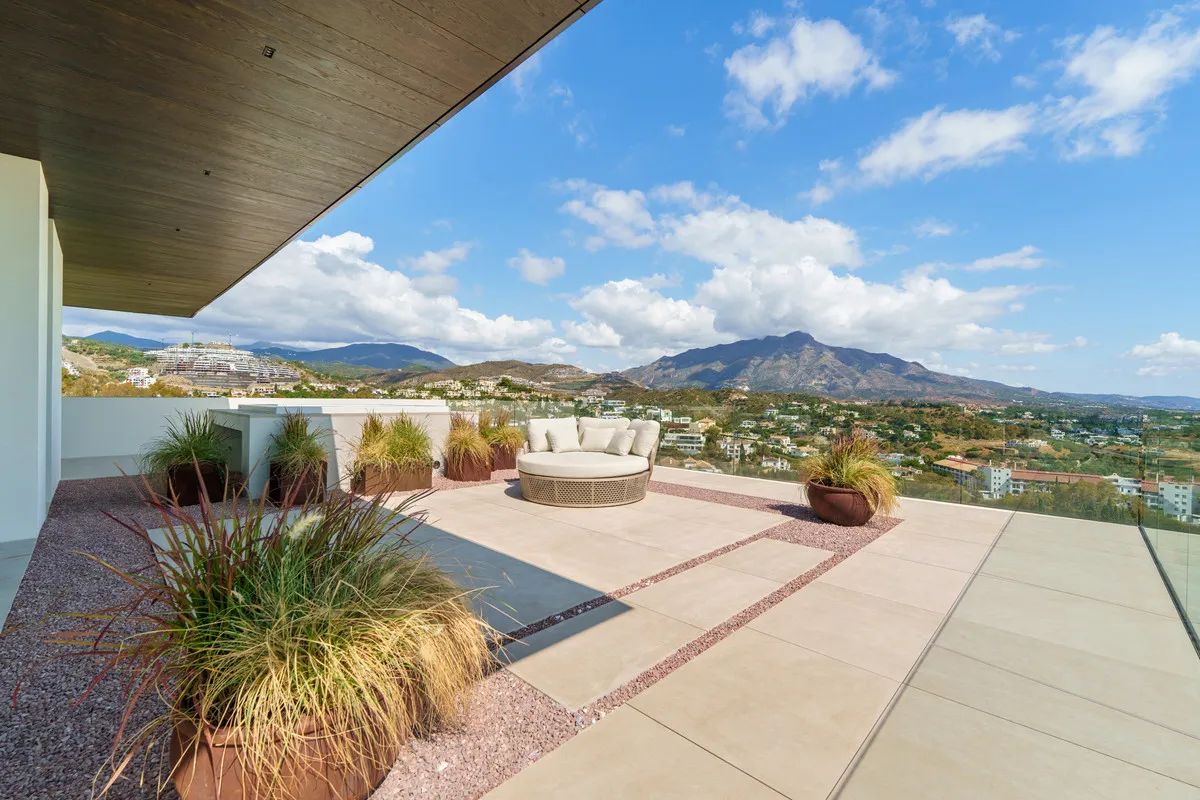 2f7b1fdf-9311-40e3-843a-ab699819dd4e