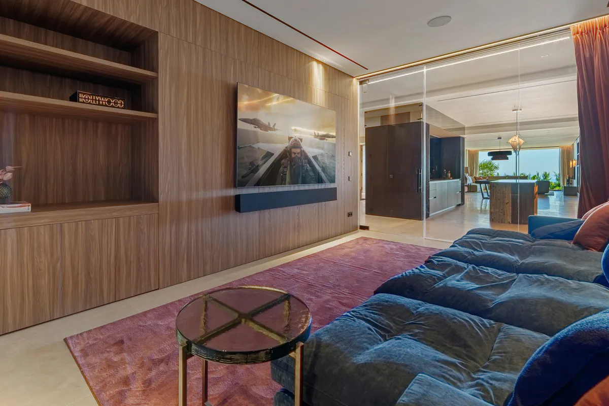 705d40b9-5680-44f7-bbe6-ca231a83d4a7