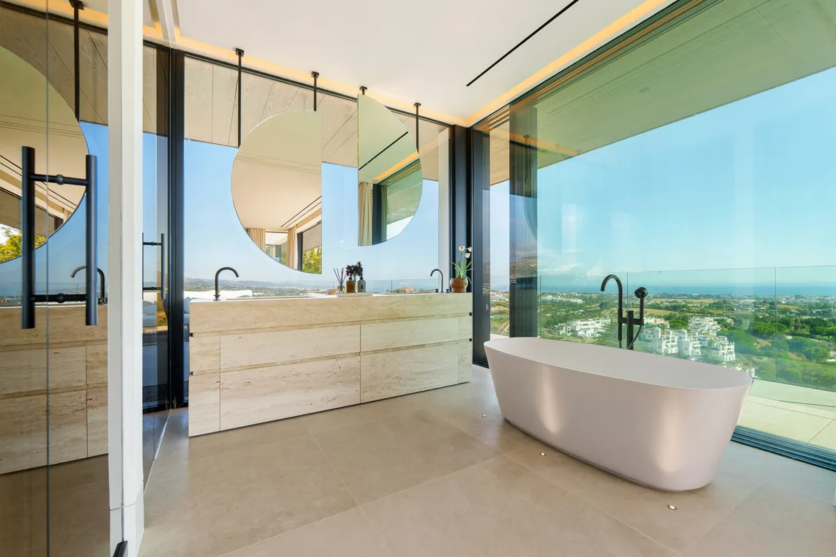 cc50b9e5-abfd-4c75-b571-fb642858cca2