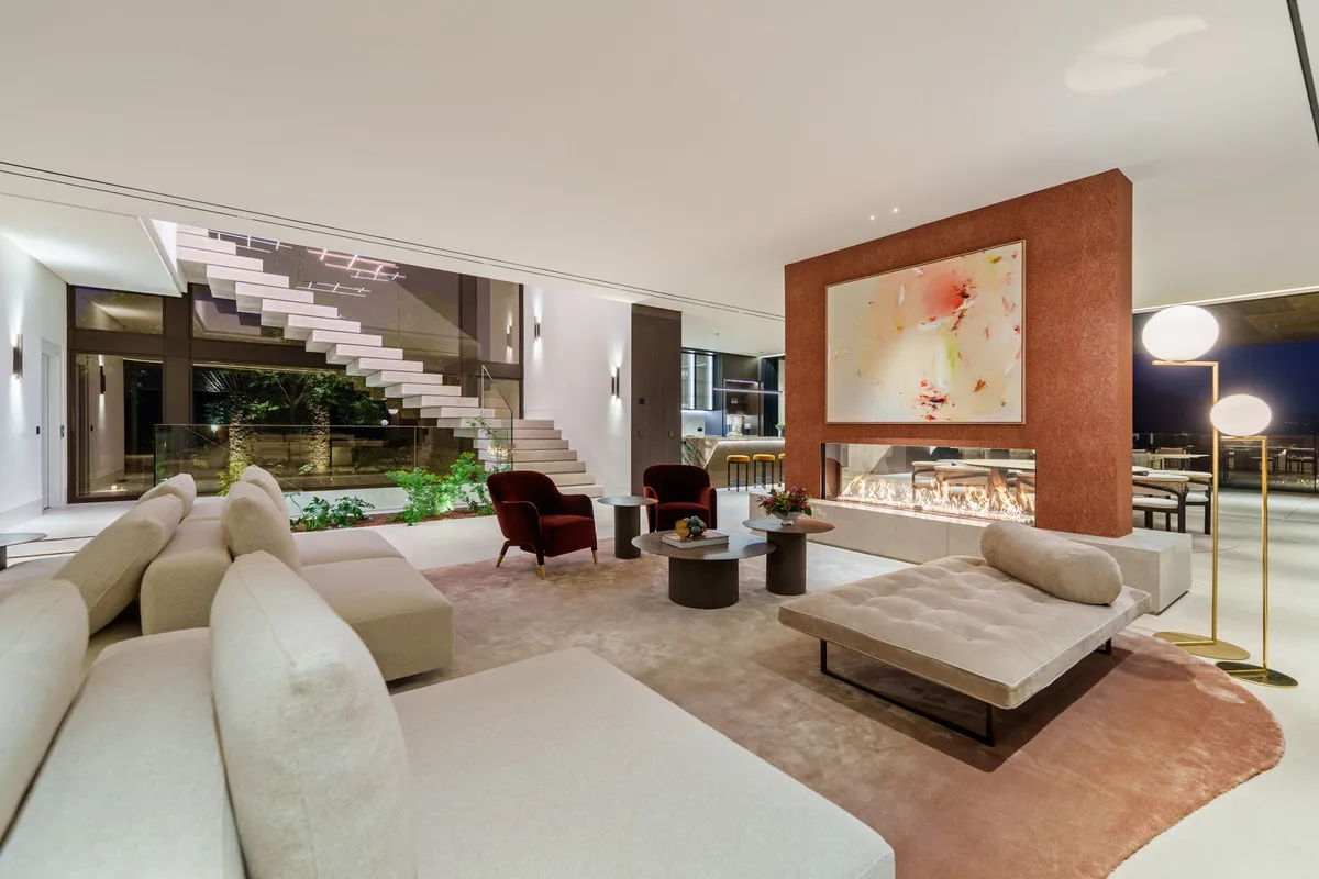 d33ccd41-e696-4e2b-b6b6-4491eda16d78