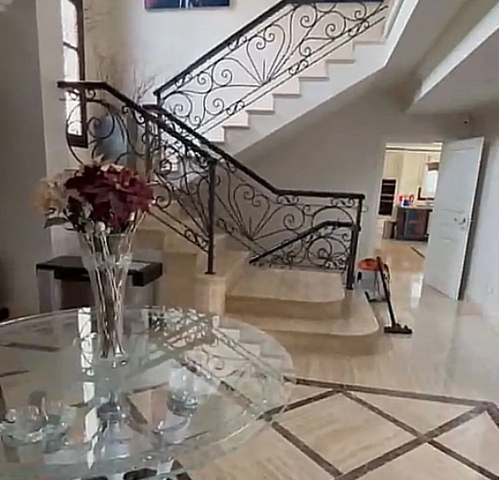 bd1b23e7-6d44-4766-8c81-32835ed3a564