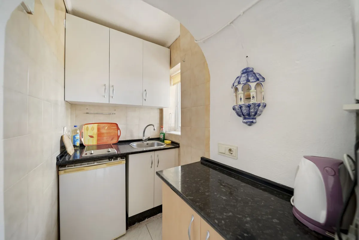 e6734705-871e-4ae5-87fa-f70423ff11f4