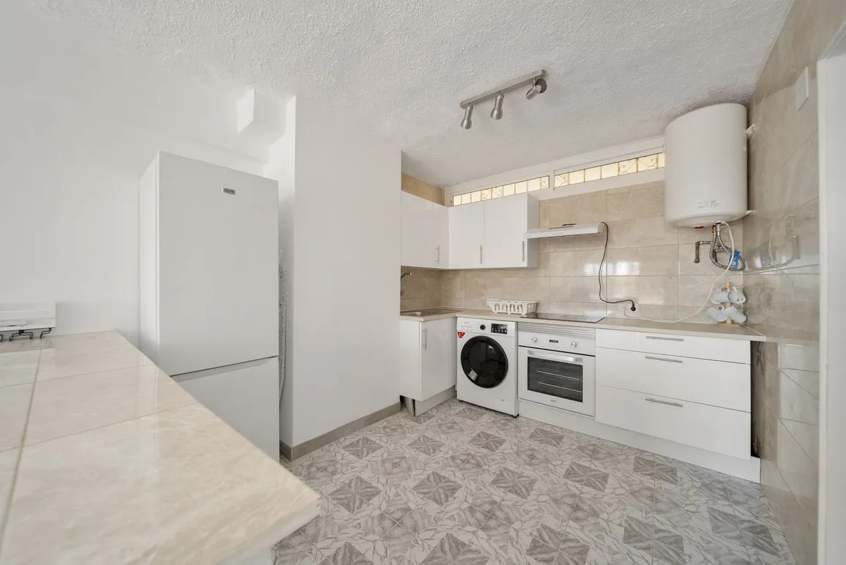 156a6c99-27e1-4446-bfef-1324c9b2a068