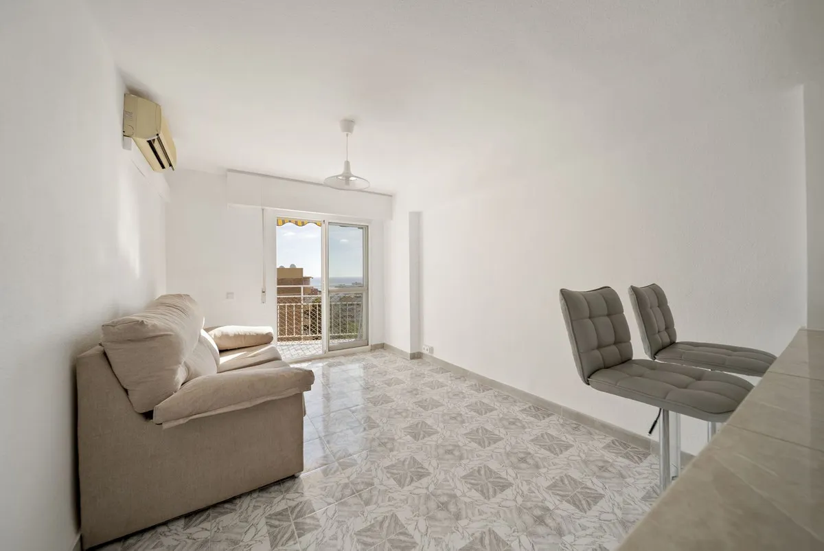 8fec444d-bab8-45e6-b237-244436f81e1a