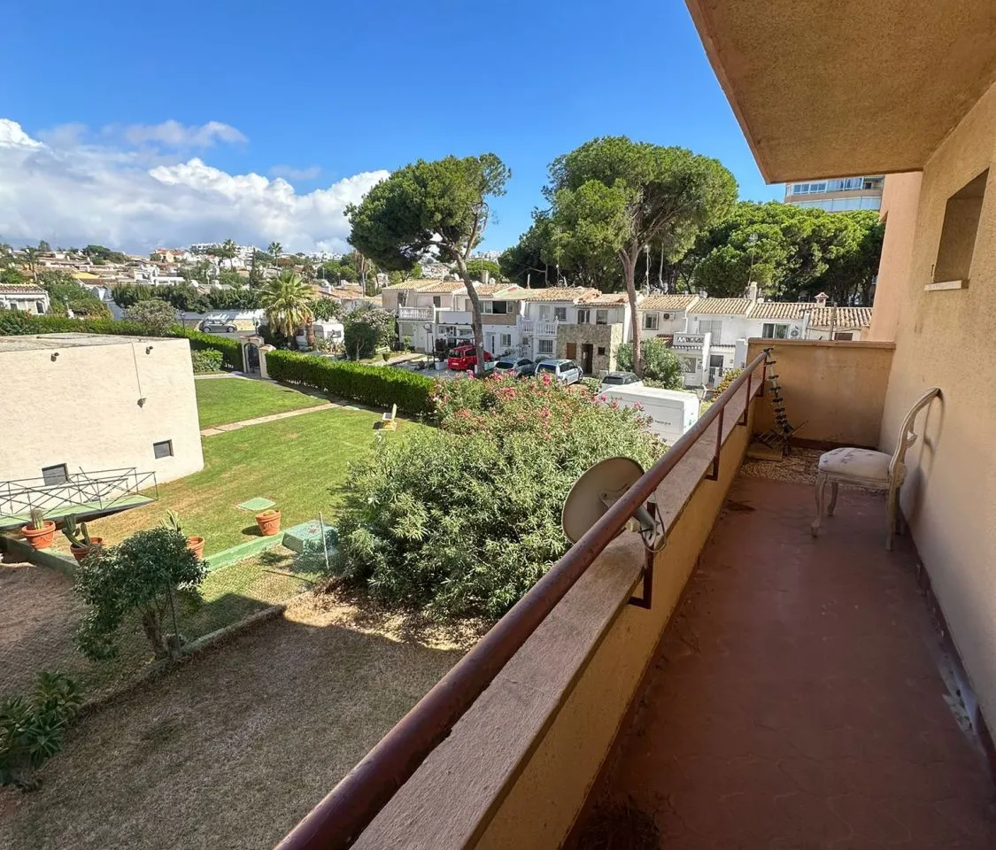 4203ba9e-ab1c-4f5d-b615-05129bd7f10c