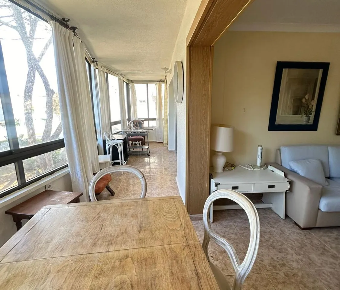 a21935a8-2e12-44dd-a999-b54b025ac19c