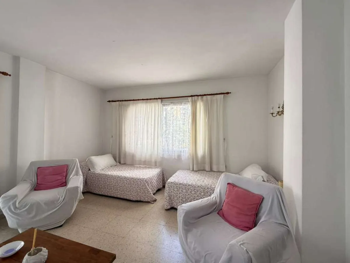 19707924-b7c3-44b1-acb9-cf1c0cf7a92f