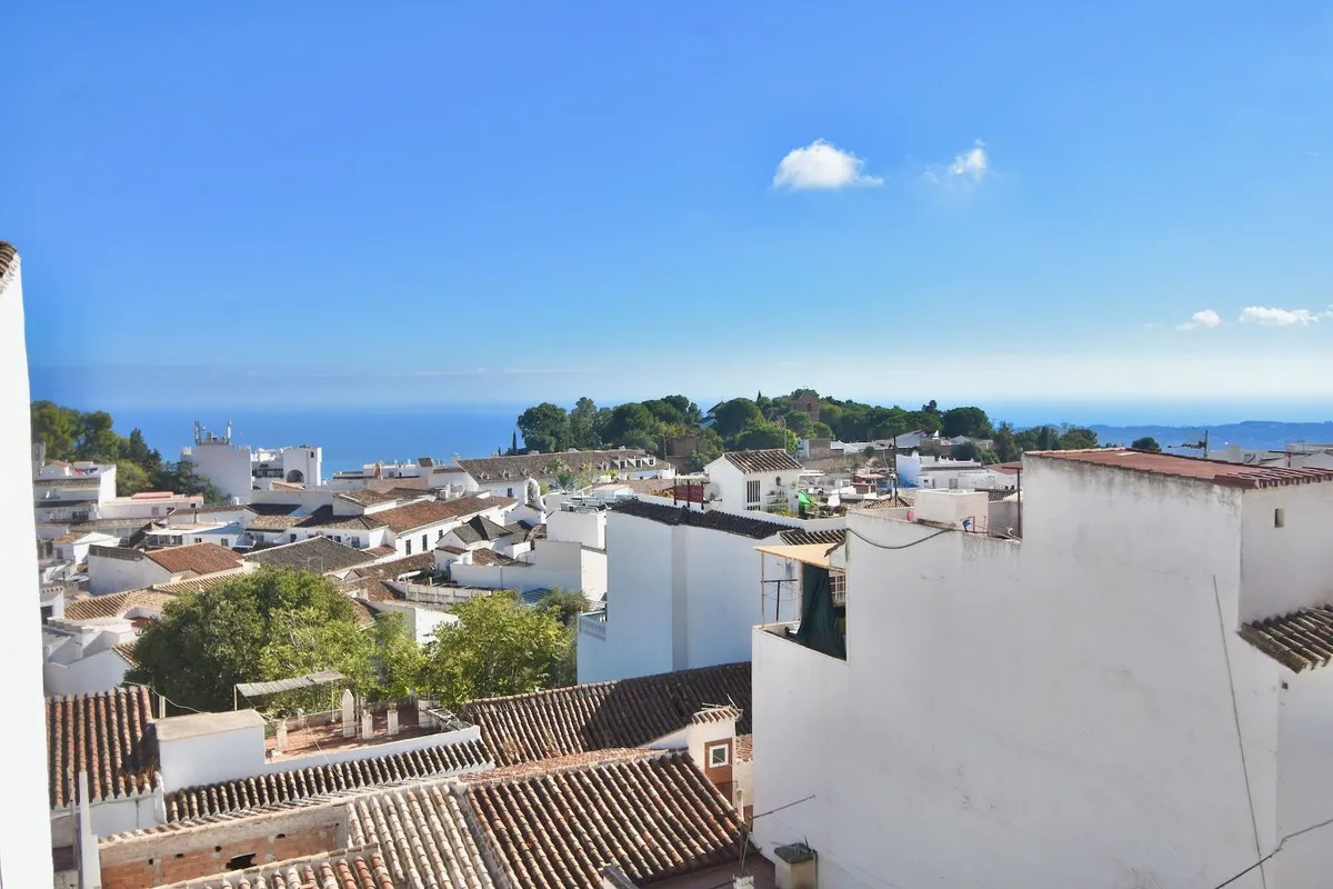 cb928677-9271-4bd8-b597-aecbf03048a9